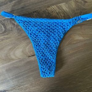 ACACIA - Neema Bottom. XL. Bay.